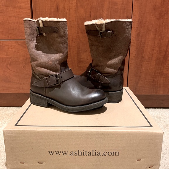 Shearling lined Brown Leather Boots